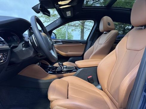 Certified 2025 BMW X4 xDrive30i AWD/4WD image 10