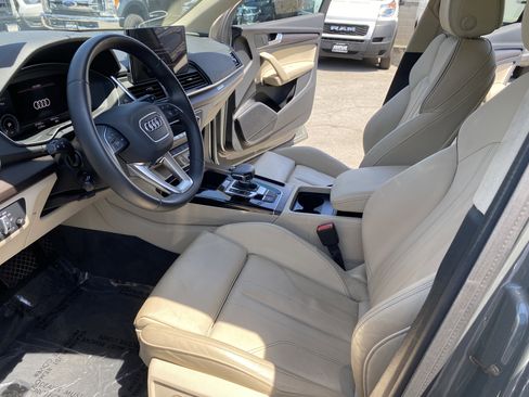 Used 2023 Audi Q5 e Premium w/ Convenience Package AWD/4WD image 10