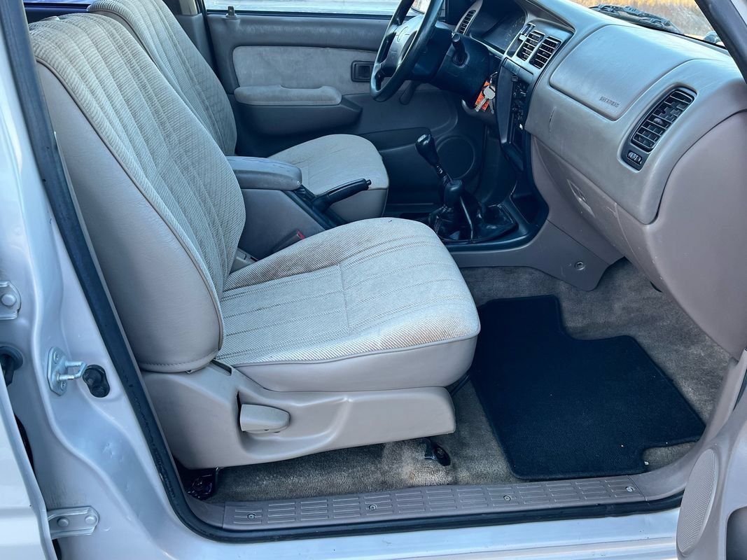 Used 1998 Toyota 4Runner 4WD w/ All-Weather Guard Pkg image 20