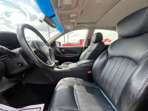 Used 2017 INFINITI QX50 2WD w/ Deluxe Touring Package image 14