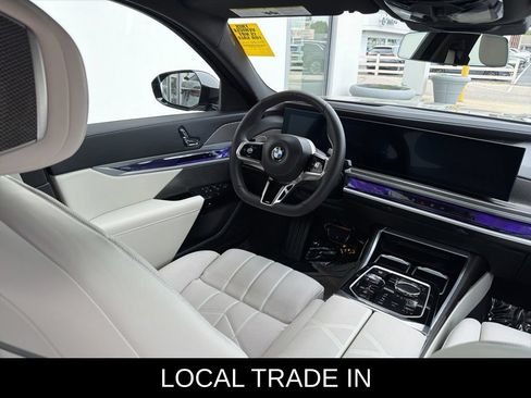 Used 2025 BMW 760i xDrive AWD/4WD image 20