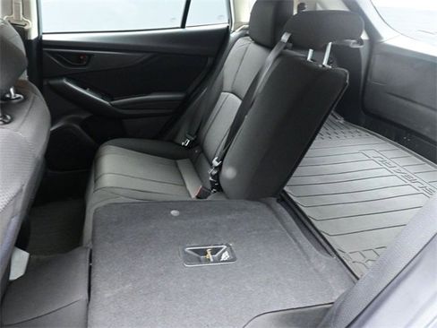 Used 2019 Subaru Impreza 2.0i Premium image 21