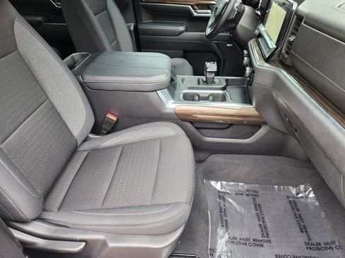 Used 2024 Chevrolet Silverado 1500 LT Trail Boss w/ Convenience Package II image 20