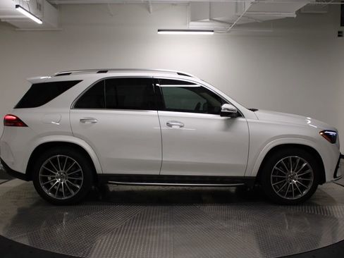 Certified 2026 Mercedes-Benz GLE 450 4MATIC image 6