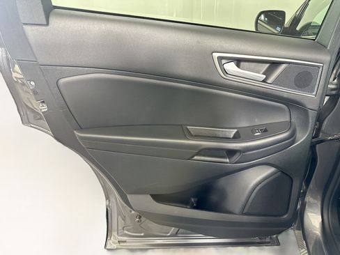 Used 2024 Ford Edge SEL image 25
