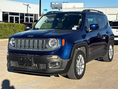 Used 2017 Jeep Renegade Latitude image 4