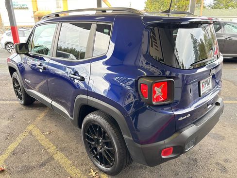 Used 2018 Jeep Renegade Latitude image 5