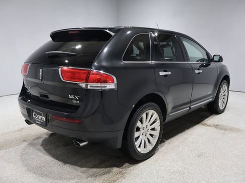 Used 2014 Lincoln MKX AWD w/ Equipment Group 101A image 2
