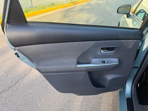 Used 2014 Toyota Prius V Three FWD image 18