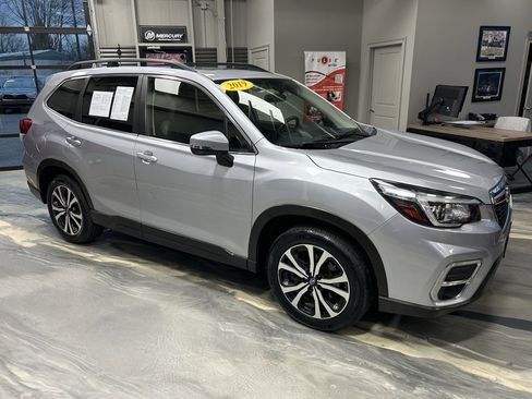 Used 2019 Subaru Forester Limited image 27