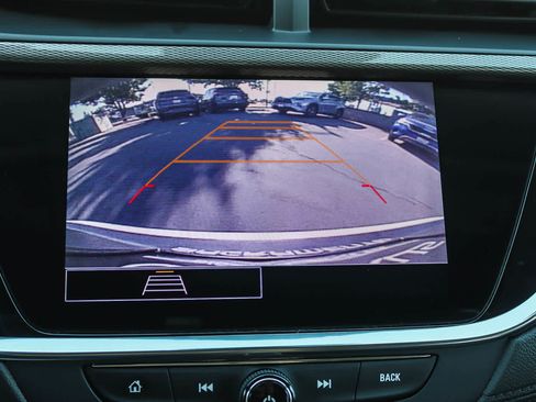 Used 2022 Buick Encore GX Preferred w/ Cold Weather Comfort Package image 19