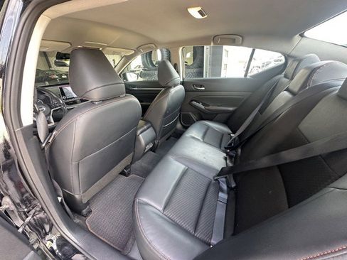 Used 2023 Nissan Altima 2.5 SR image 12