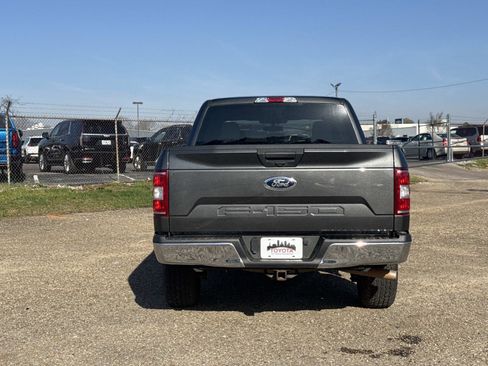 Used 2020 Ford F150 XLT image 4