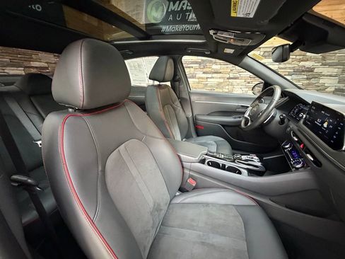 Used 2021 Hyundai Sonata SEL Plus w/ Tech Package image 15