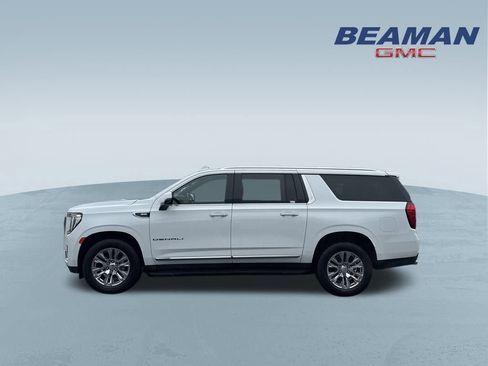 Used 2022 GMC Yukon XL Denali image 4