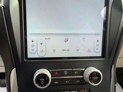 Used 2023 Ford Edge Titanium w/ Cargo Accessory Package AWD/4WD image 27