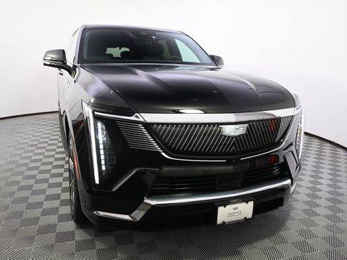 New 2025 Cadillac Escalade IQ Luxury 2 image 9