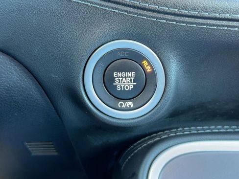 Used 2022 Dodge Challenger R/T w/ Plus Package image 22