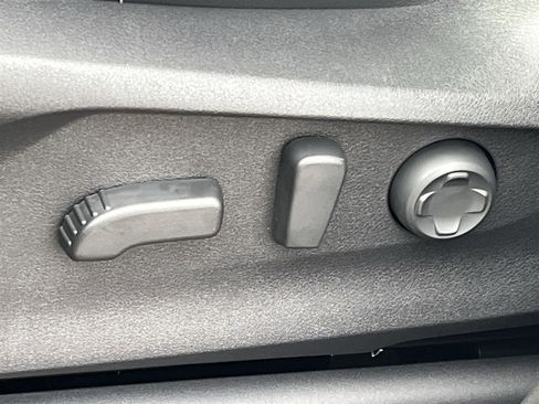 New 2025 Subaru Ascent Bronze Edition image 13