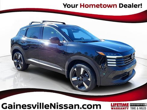 New 2026 Nissan Kicks SR image 1