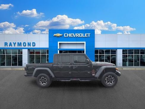 Used 2021 Jeep Gladiator Rubicon w/ Cold Weather Group AWD/4WD image 2