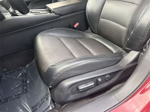 Used 2018 Honda Accord Sport image 12