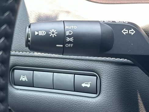 New 2026 Nissan Armada SL w/ Captain's Chari Seat Package AWD/4WD image 33