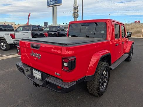 Used 2020 Jeep Gladiator Overland image 6