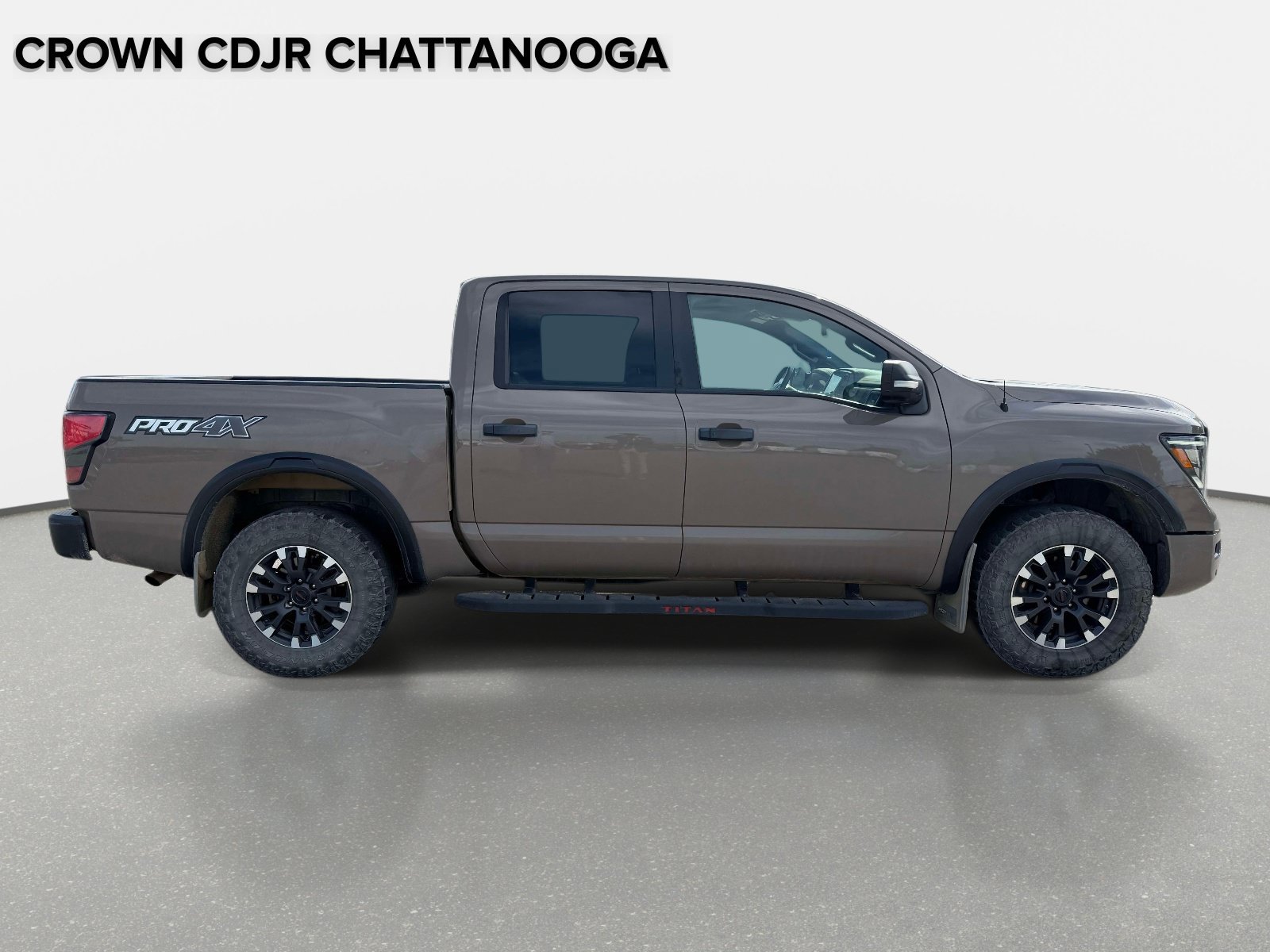 Used 2020 Nissan Titan PRO-4X w/ Pro-4x Convenience Package AWD/4WD image 6