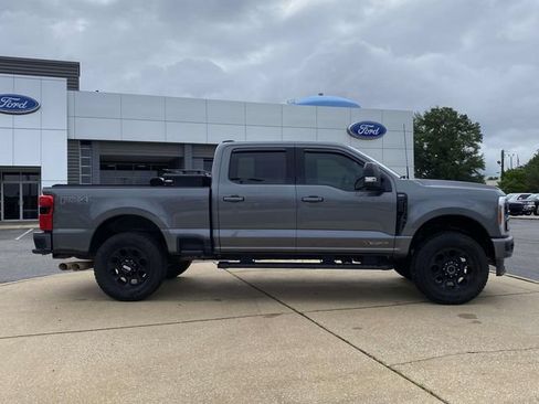 Used 2023 Ford F250 Lariat w/ Lariat Ultimate Package AWD/4WD image 2