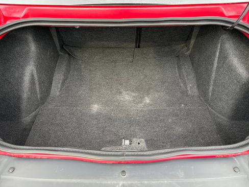 Used 2015 Dodge Challenger SXT Plus RWD image 13