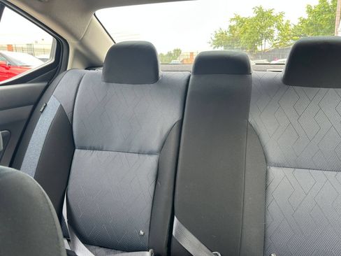 Used 2025 Nissan Versa SV FWD image 29