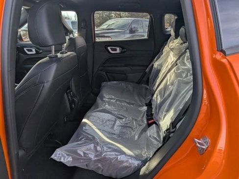 New 2026 Jeep Compass Latitude image 17