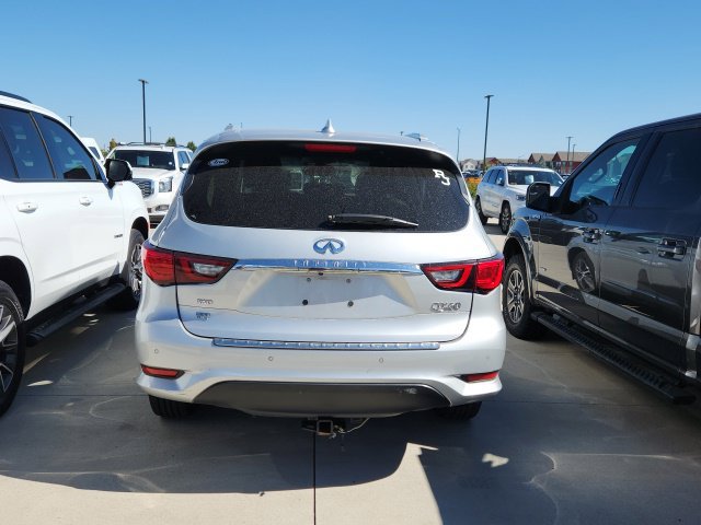 Used 2019 INFINITI QX60 Luxe w/ Essential Package AWD/4WD image 2