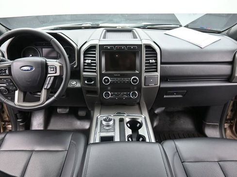 Used 2020 Ford Expedition XLT w/ Equipment Group 201A RWD image 14