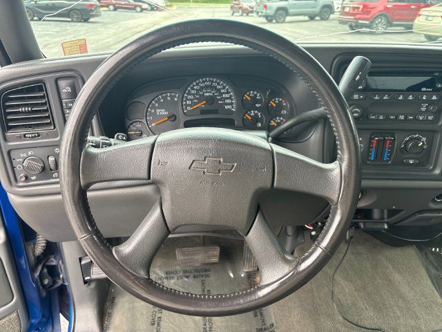 Used 2003 Chevrolet Silverado 2500 LS AWD/4WD image 23
