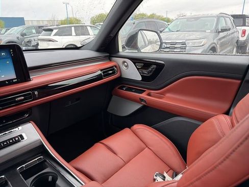 New 2026 Lincoln Aviator Reserve AWD/4WD image 20