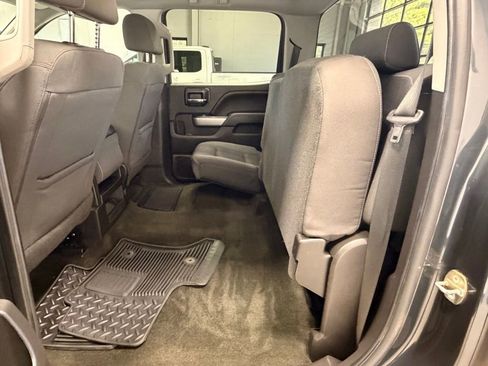 Used 2018 Chevrolet Silverado 1500 LT w/ All Star Edition image 17