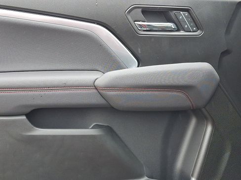 Used 2026 Chevrolet Colorado Z71 w/ Technology Package image 13