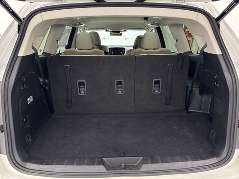 Certified 2023 Subaru Ascent Premium w/ Convenience Package image 24