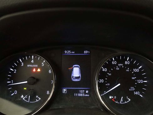 Used 2020 Nissan Rogue SL w/ Premium Package FWD image 4