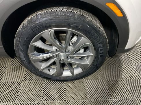 Used 2023 Buick Encore GX Essence w/ Experience Buick Package image 10