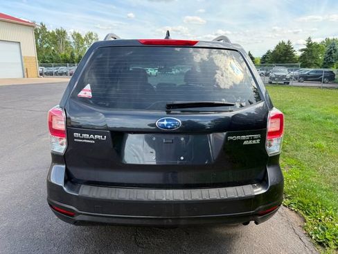 Used 2017 Subaru Forester 2.5i w/ Alloy Wheel Package AWD/4WD image 2
