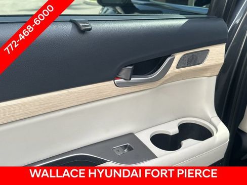Used 2024 Hyundai Palisade Limited AWD/4WD image 15