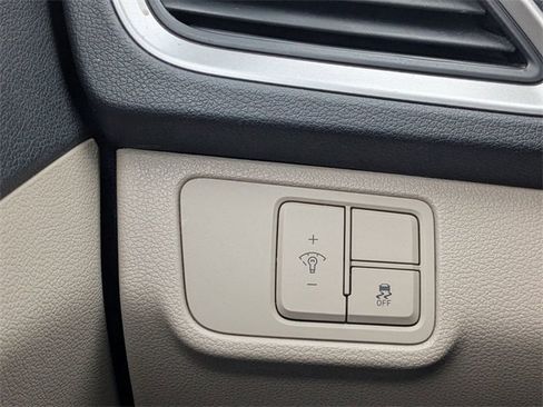 Used 2020 Hyundai Accent SE image 22