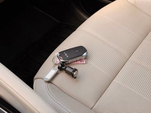 Used 2022 Kia Telluride EX FWD image 44
