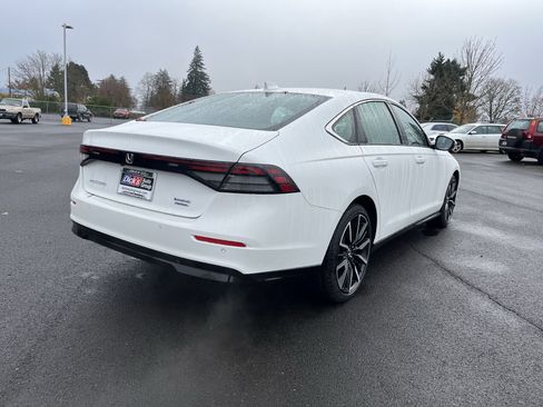 New 2025 Honda Accord Touring image 5