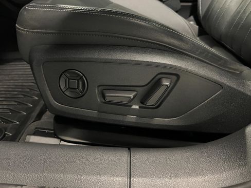 Used 2022 Audi A6 Premium Plus w/ Premium Plus Package image 25