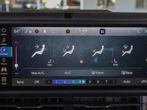 Used 2024 Jeep Gladiator Rubicon w/ Convenience Group image 17