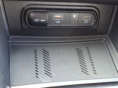 Used 2024 Kia Sportage EX image 22